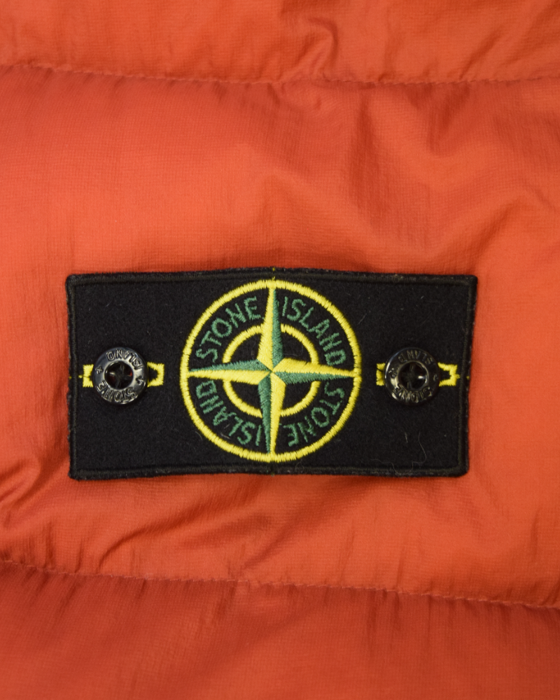 Stone Island Micro Ripstop Opaque Nylon Tela 30 Anni Red detail view