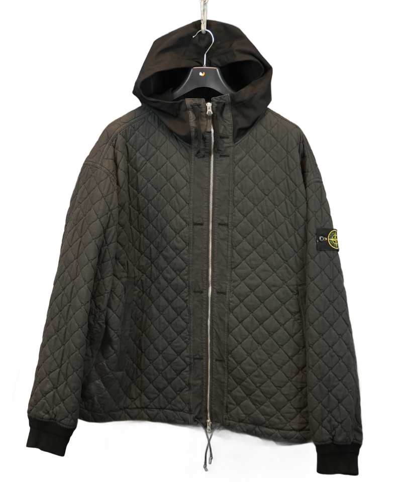Stone Island 50 Fili Quilted TC Black front view