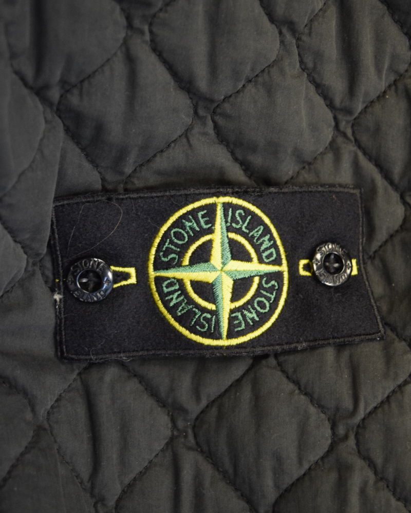 Stone Island 50 Fili Quilted TC Black detail view
