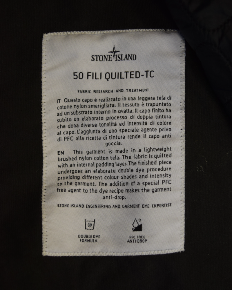 Stone Island 50 Fili Quilted TC Black detail view