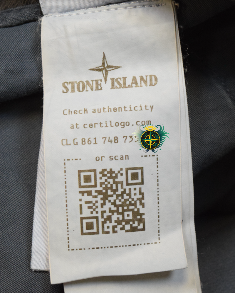 Stone Island Washed Look Cargo Shorts Blue detail view