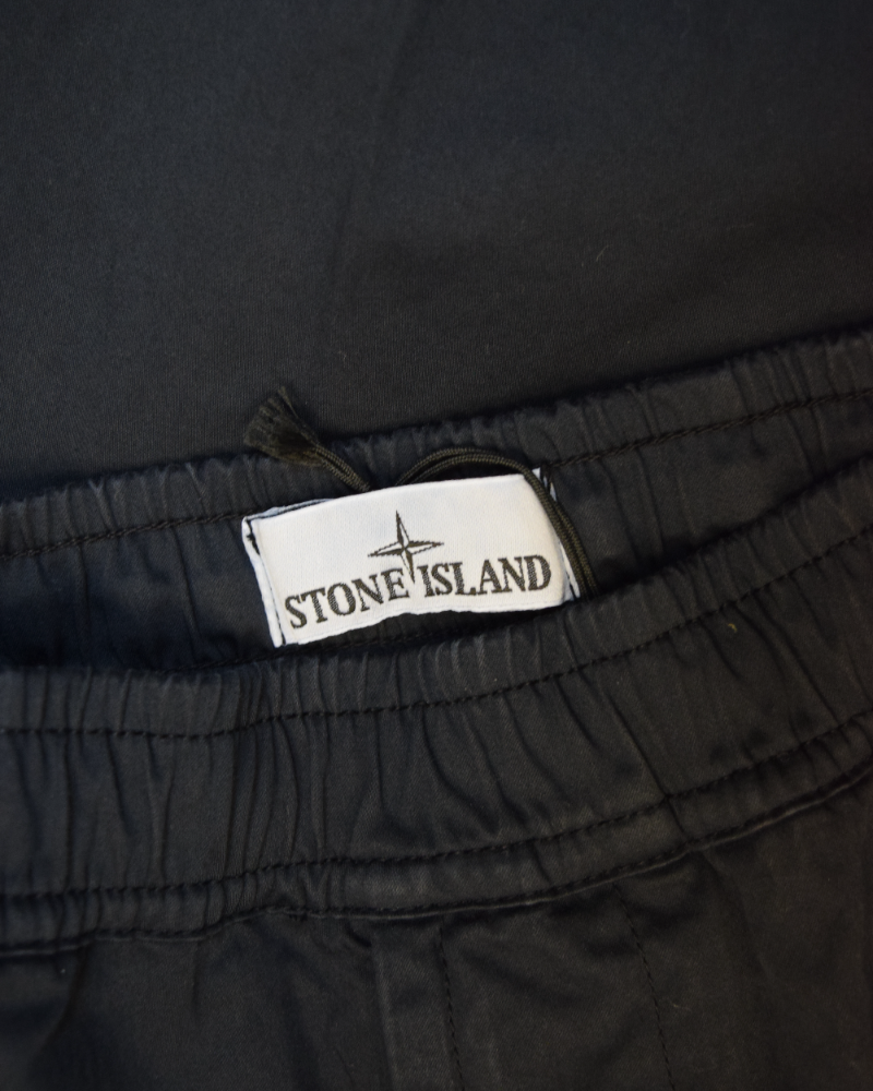 Stone Island Cuffed Cargos Navy detail view