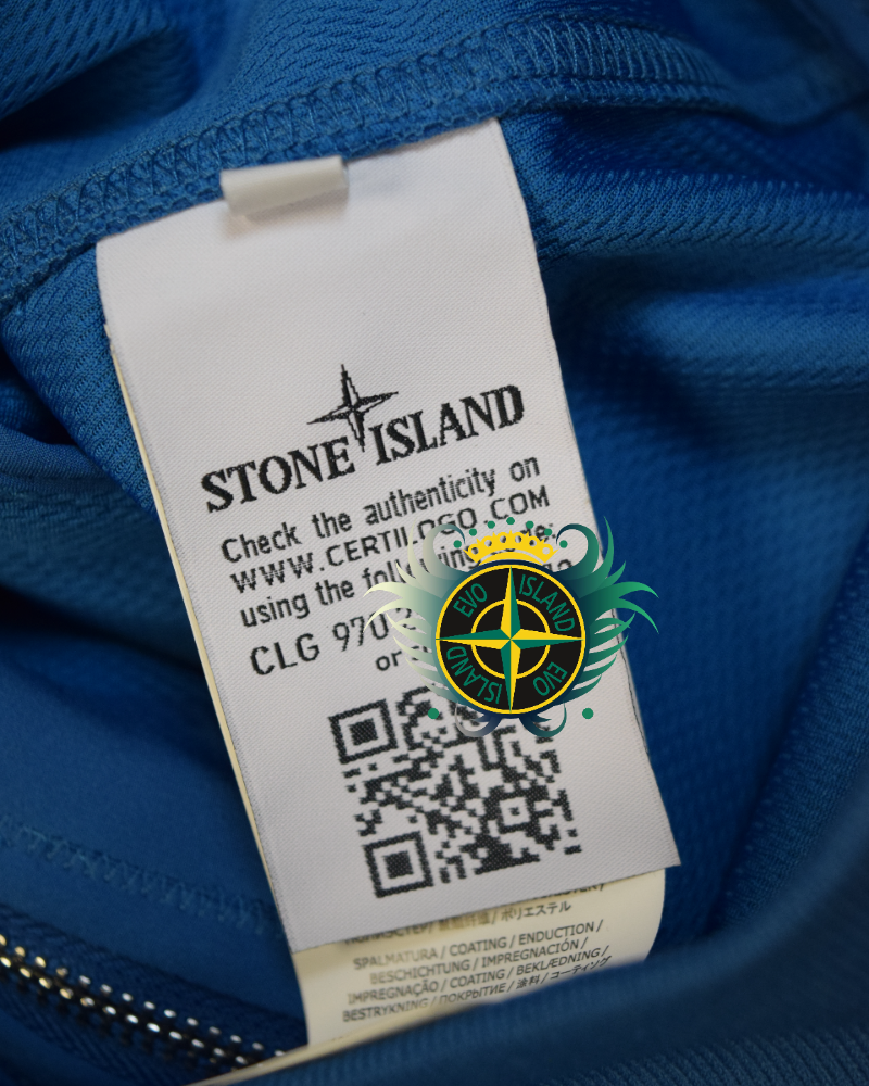 Stone Island Light Soft Shell R Blue detail view