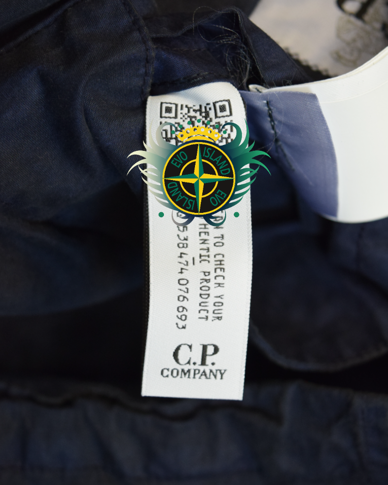 C.P Company 50 Fili Gum Jacket Navy detail view