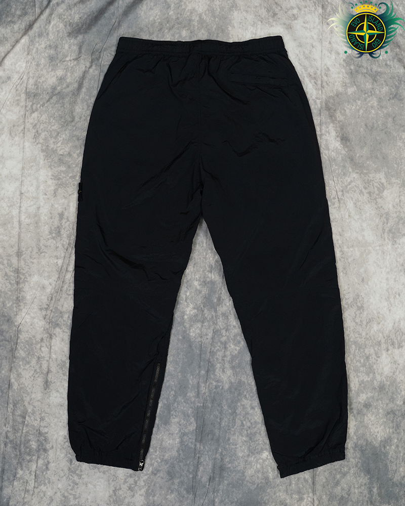 Stone Island Nylon Metal Joggers Black - 36/RE T