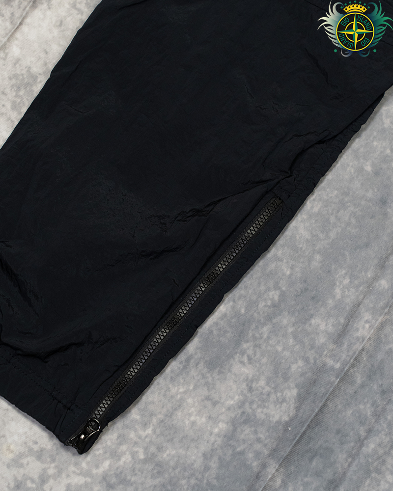 Stone Island Nylon Metal Joggers Black - 36/RE T