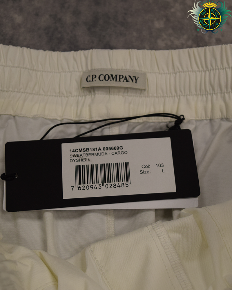 C.P Company DYShell Shorts White - L