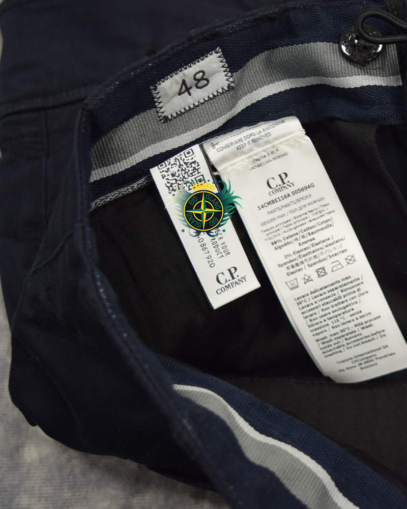 C.P Company Cargo Shorts Navy Blue - M