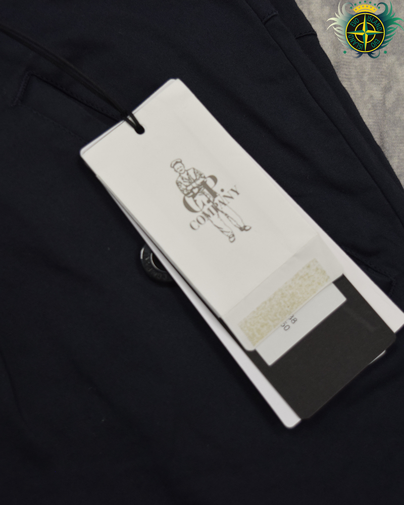 C.P Company Cargo Shorts Navy Blue - L