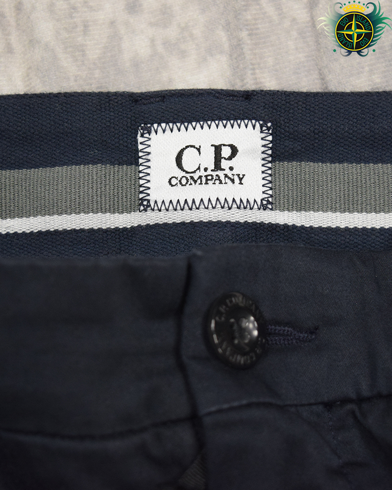C.P Company Cargo Shorts Navy Blue - L