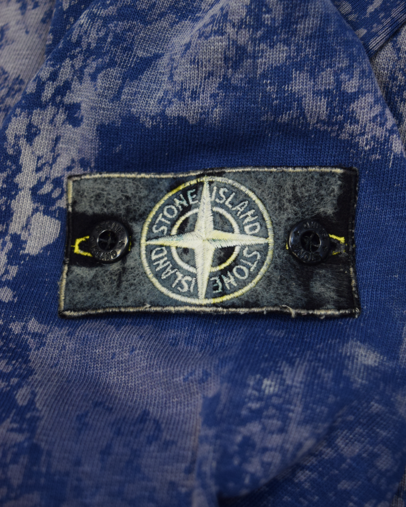 Stone island X Snowbeast Custom lightweight sweater detail view