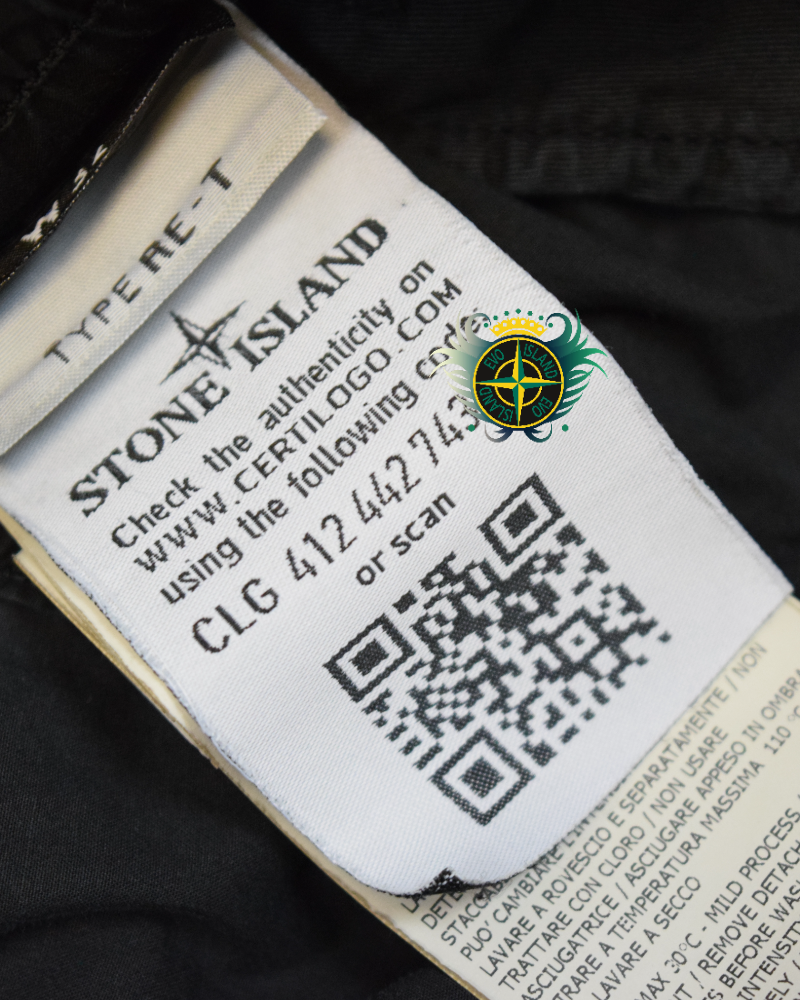 Stone Island Cuffed Cargos Black detail view
