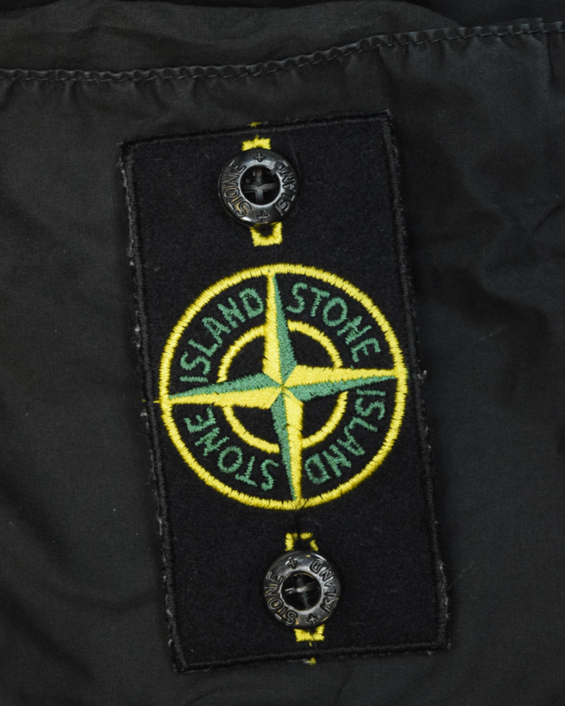 Stone Island Cuffed Cargos Black detail view