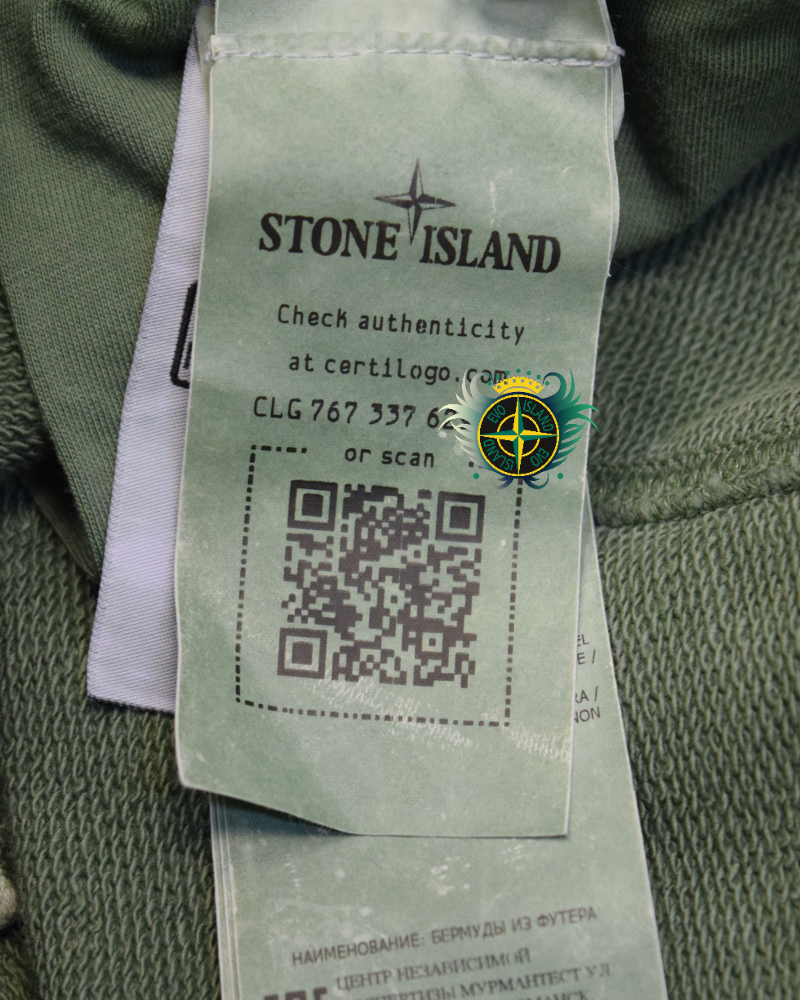 Stone Island OVD Jogger Shorts Green detail view