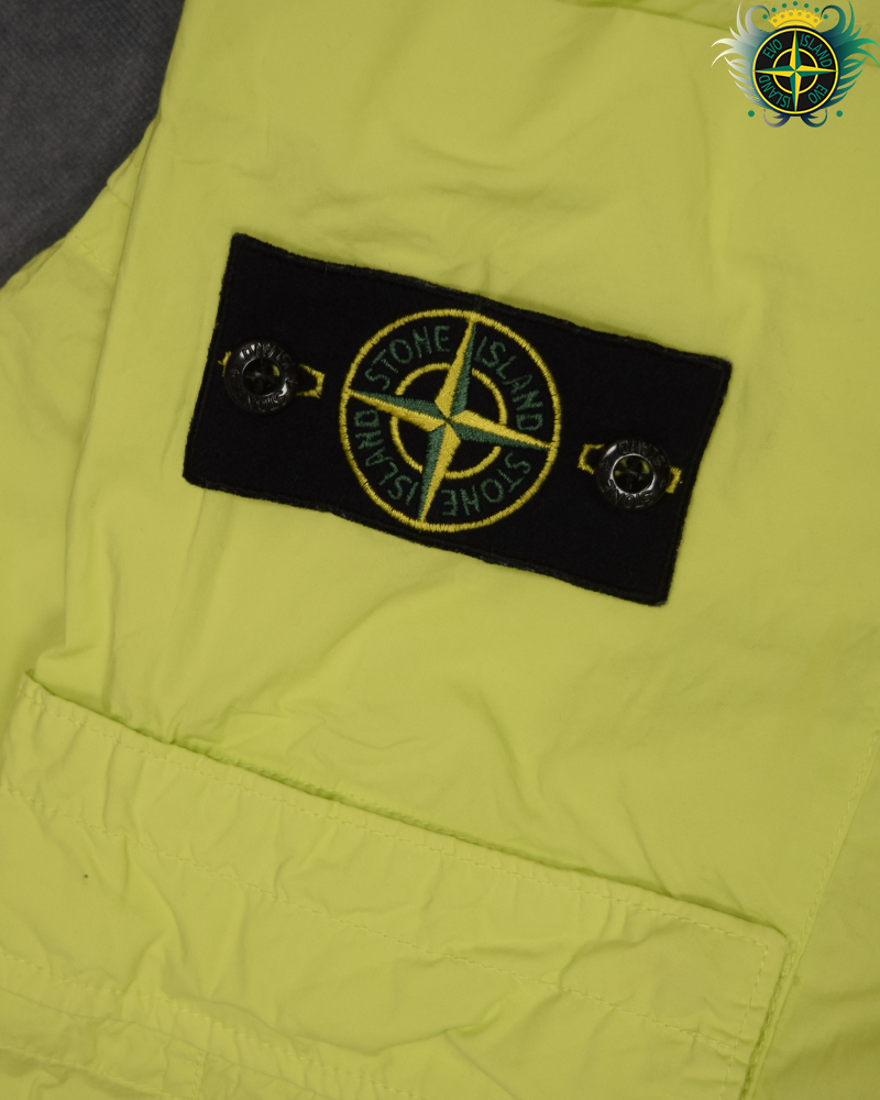 Stone Island Cotton Cargo Shorts Yellow - 34/RE