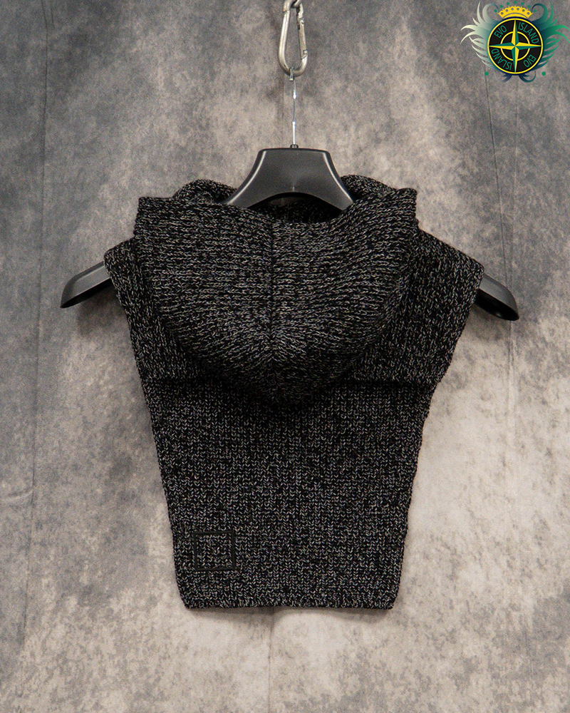 Stone Island Reflective Knit Hat/Shawl Black