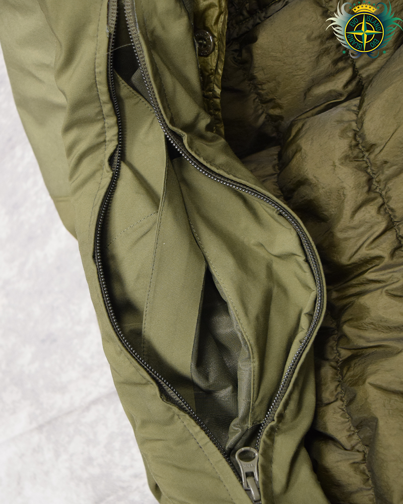 Stone Island Tank Shield Ghost Piece With Multi Layer Fusion Technology Green