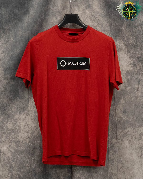 MA.strum Box Logo T-shirt Red