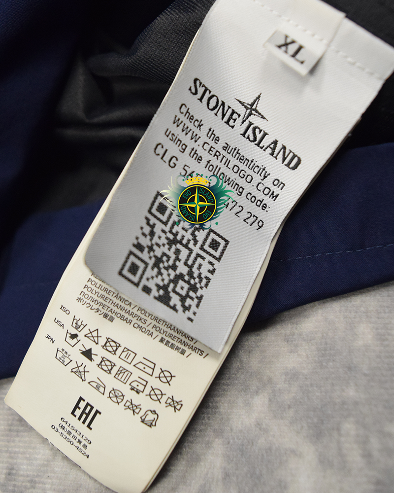 Stone Island Special Process tank Shield Multi Layer Fusion Technology Jacket Navy Blue