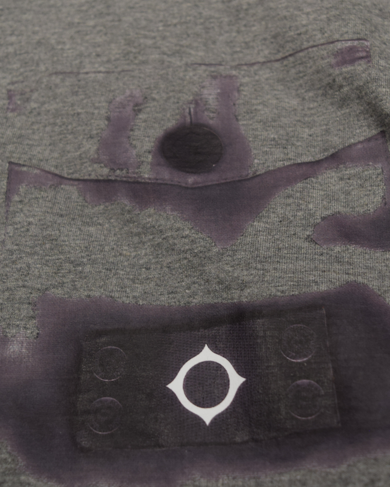 MA. Strum Chest Pocket Print T-Shirt Grey - MED