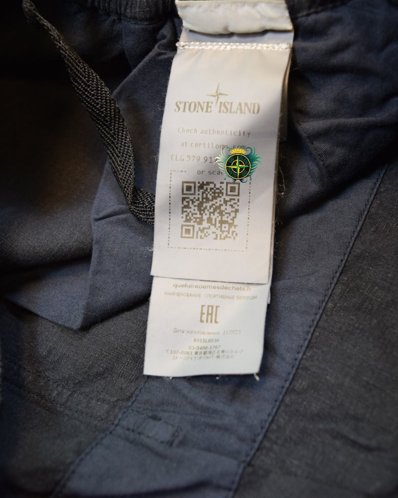 Stone Island Linen Shorts Navy Blue detail view