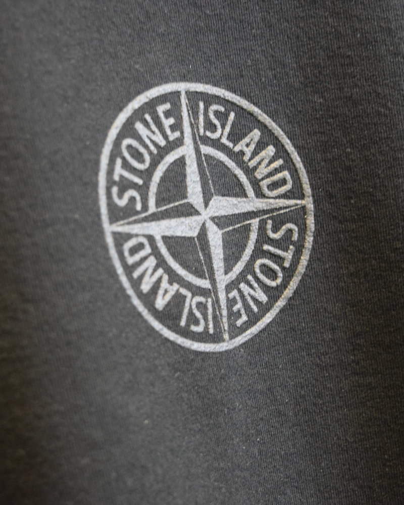 Stone Island T-shirt with ‘Camo Compass’ print Black detail view