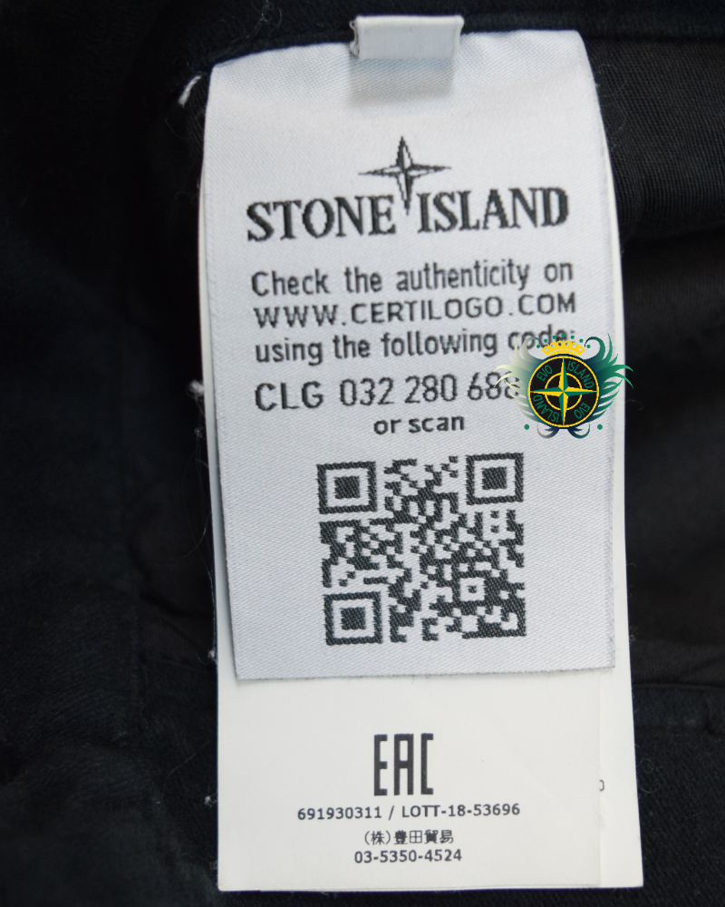 Stone Island Shadow Project cargos Black detail view