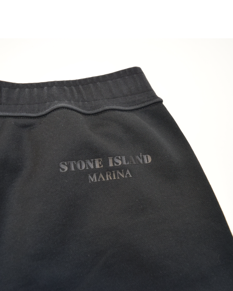 Stone Island Marina Bermuda shorts Black detail view