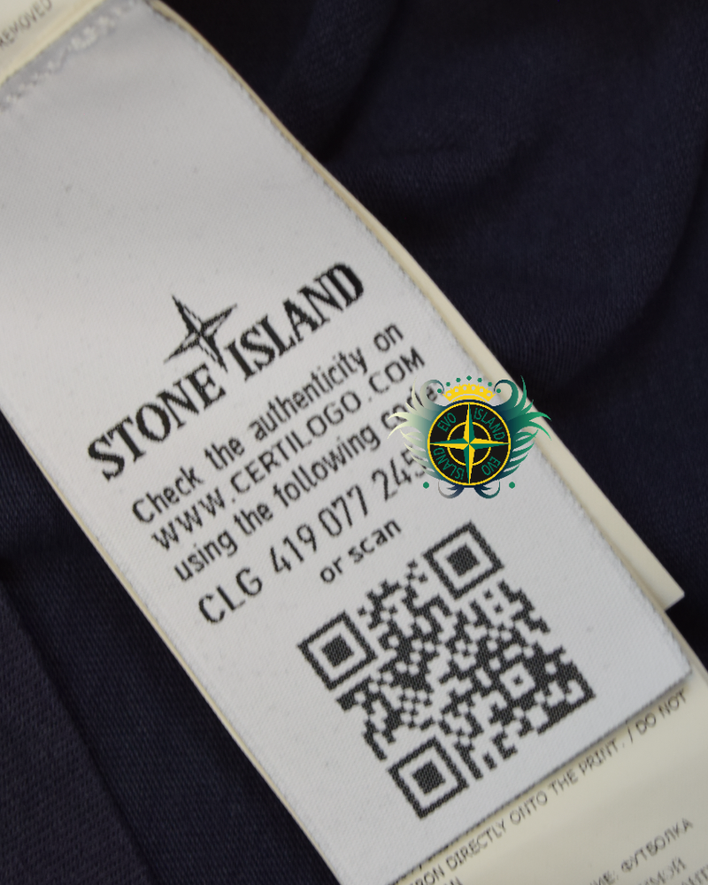 Stone Island Isola Di Pietra Print T-Shirt Blue detail view