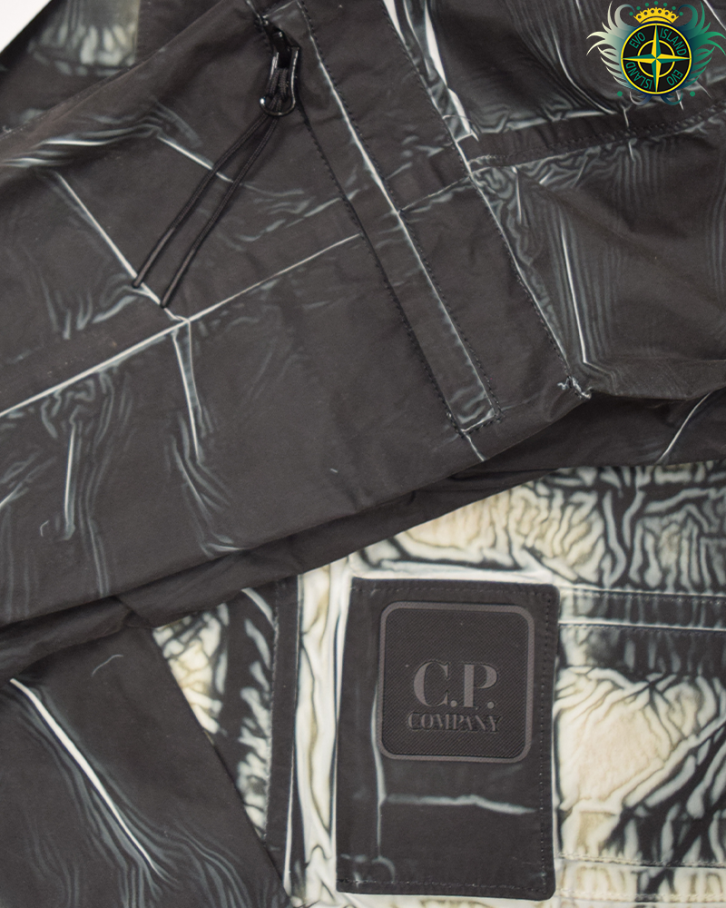 C.P Company Metropolis Tracery Jacket Black Camo - M