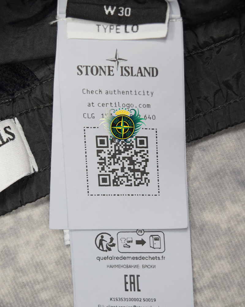 Stone Island Nylon Metal Cargos Black - 30 LO