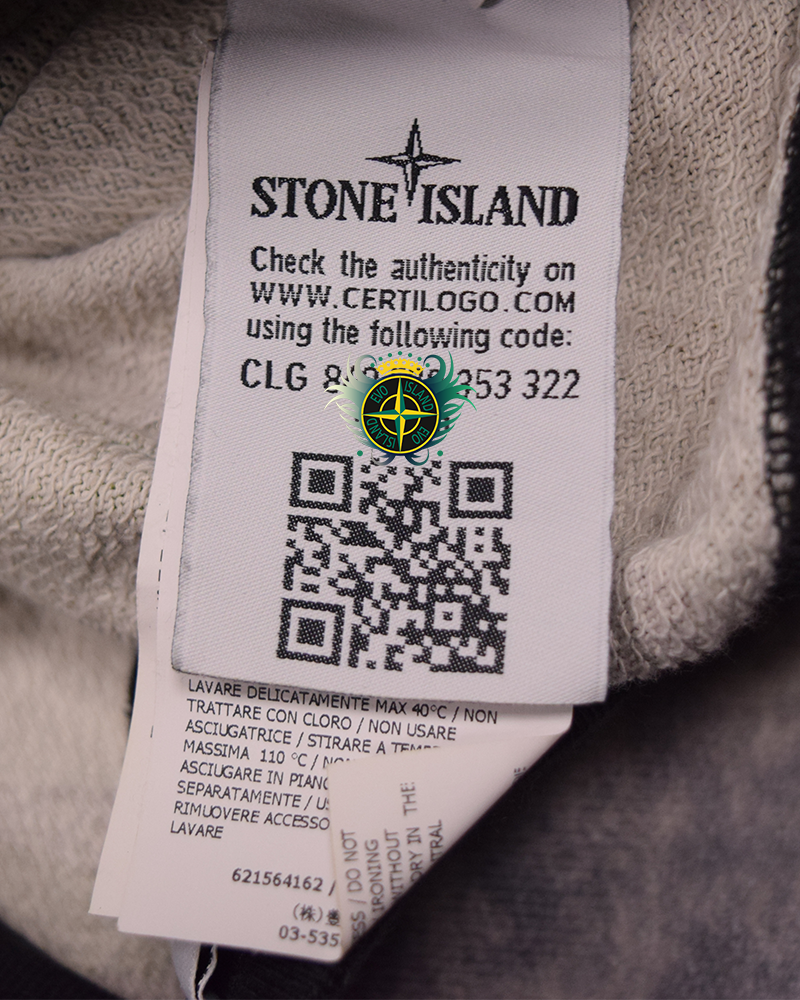 Stone Island Flowing Camo Shorts - 3XL