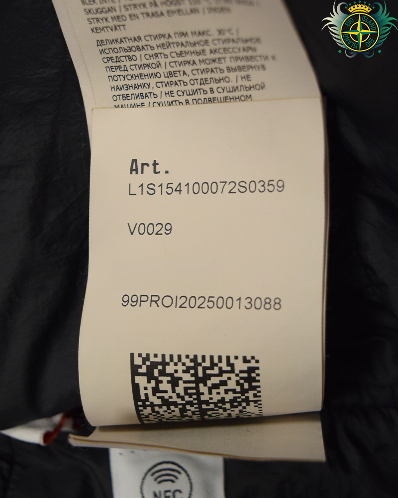 Stone Island Dense Nylon Hand Sprayed Reflective Jacket Black