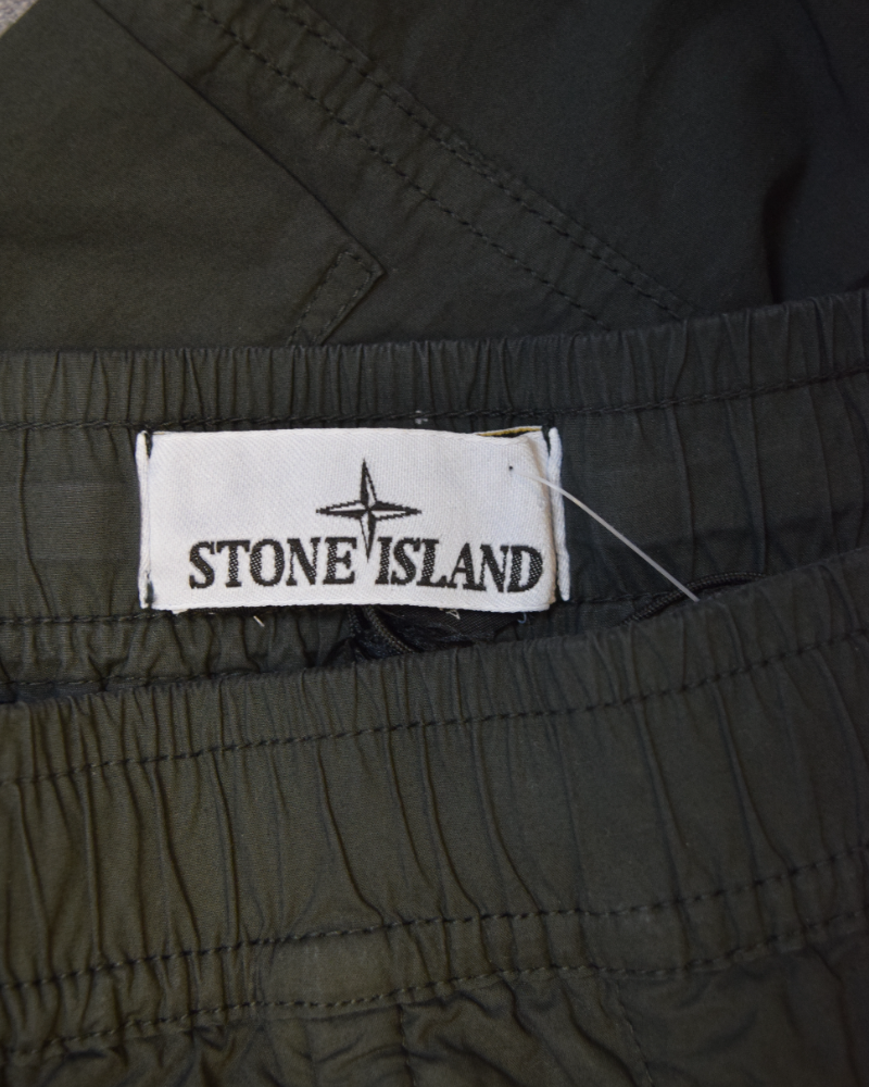 Stone Island Cargos Grey detail view
