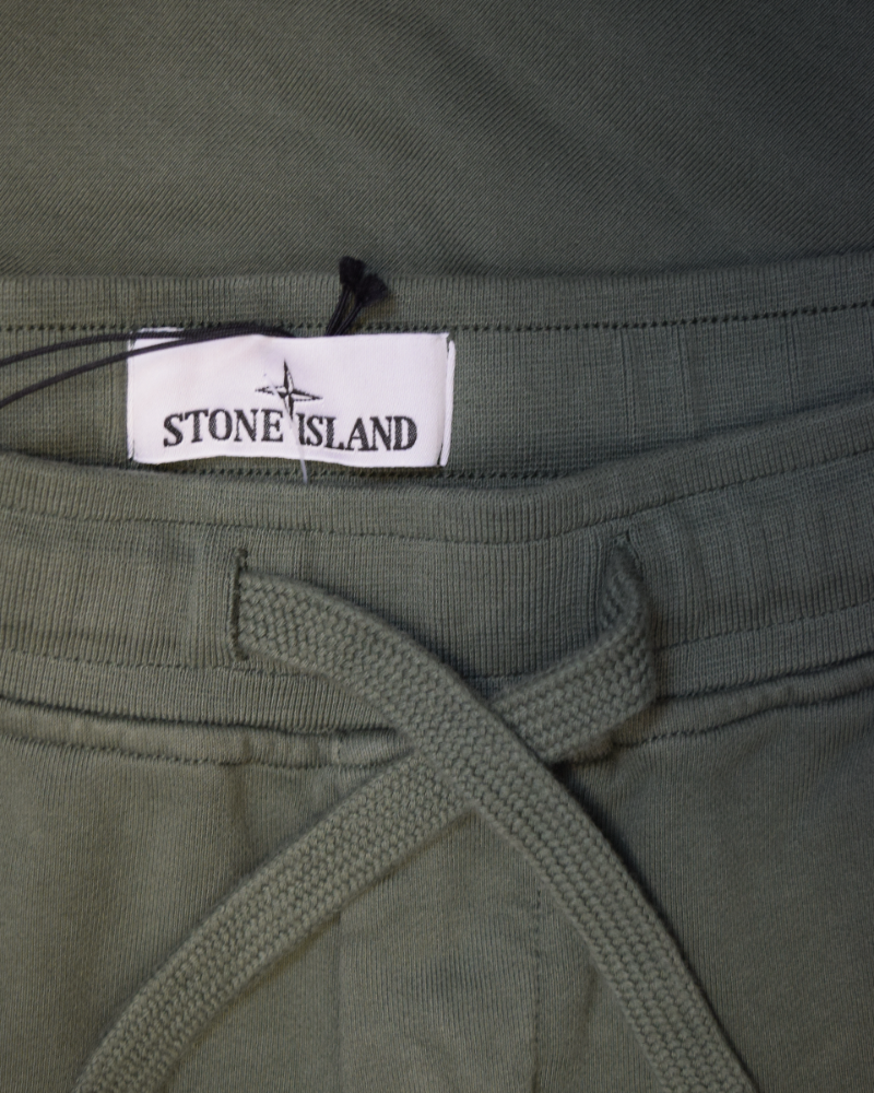 Stone Island Joggers Green detail view