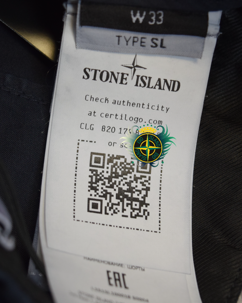 Stone Island Cargo Shorts Blue detail view
