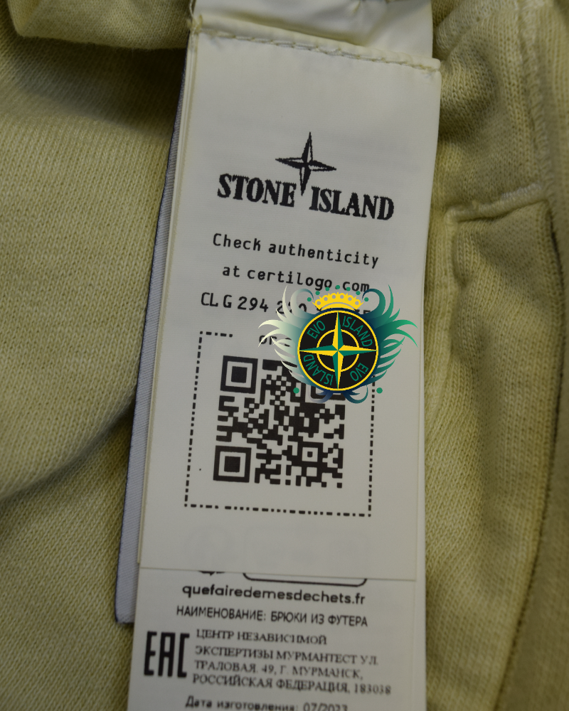 Stone Island Joggers Yellow detail view