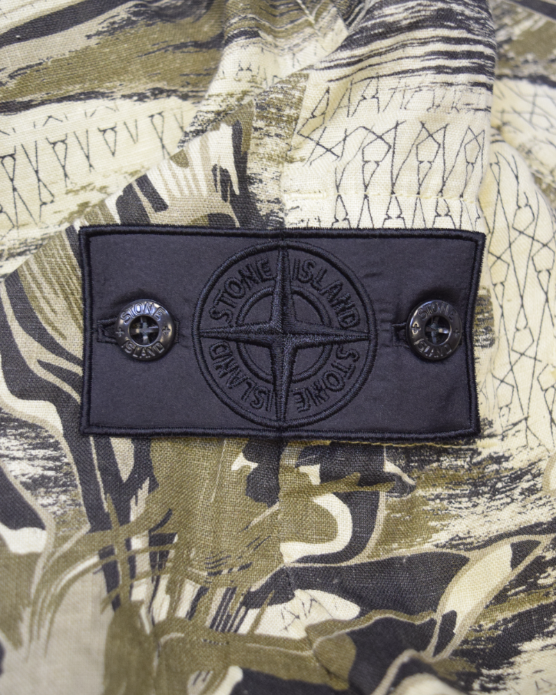 Stone Island Shadow Project Flower Print Shorts Beige/Green detail view
