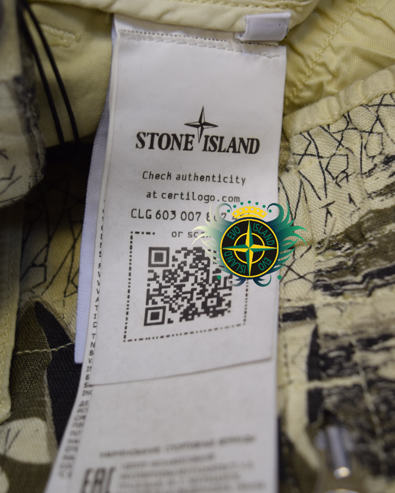 Stone Island Shadow Project Flower Print Shorts Beige/Green detail view