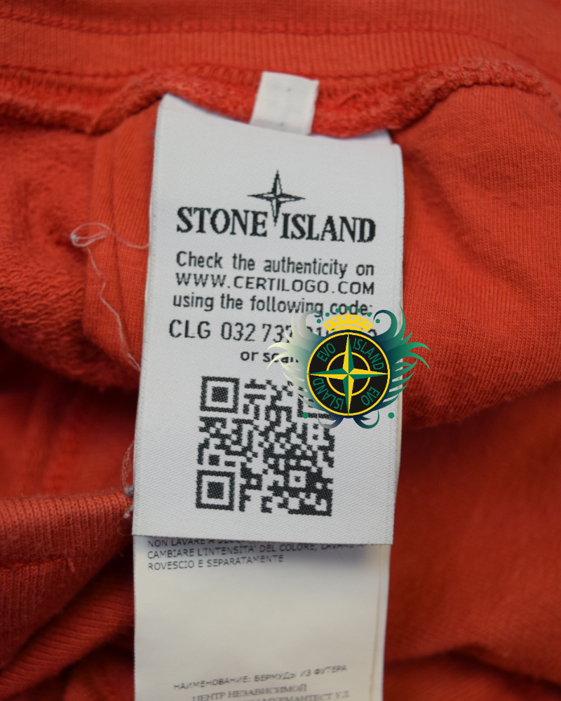 Stone Island Jogger Shorts Red detail view