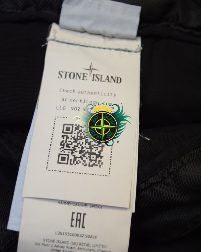 Stone Island Cargos Black detail view
