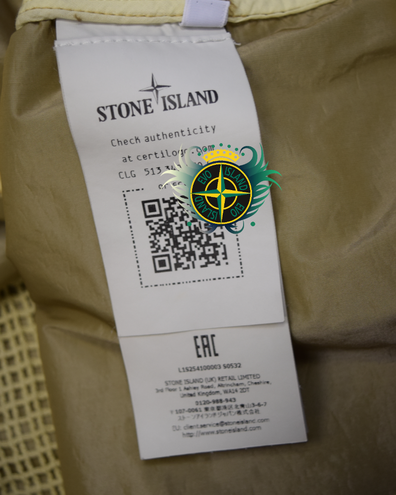 Stone Island X new balence Nylon Prismatico-TC Beige detail view