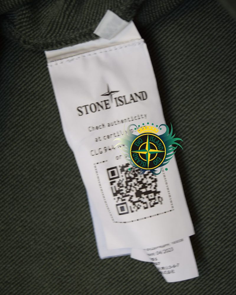 Stone Island Full Zip Sweater Green detail view