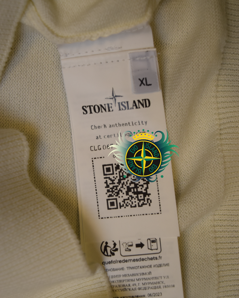 Stone Island Lightweight Knit white detail view