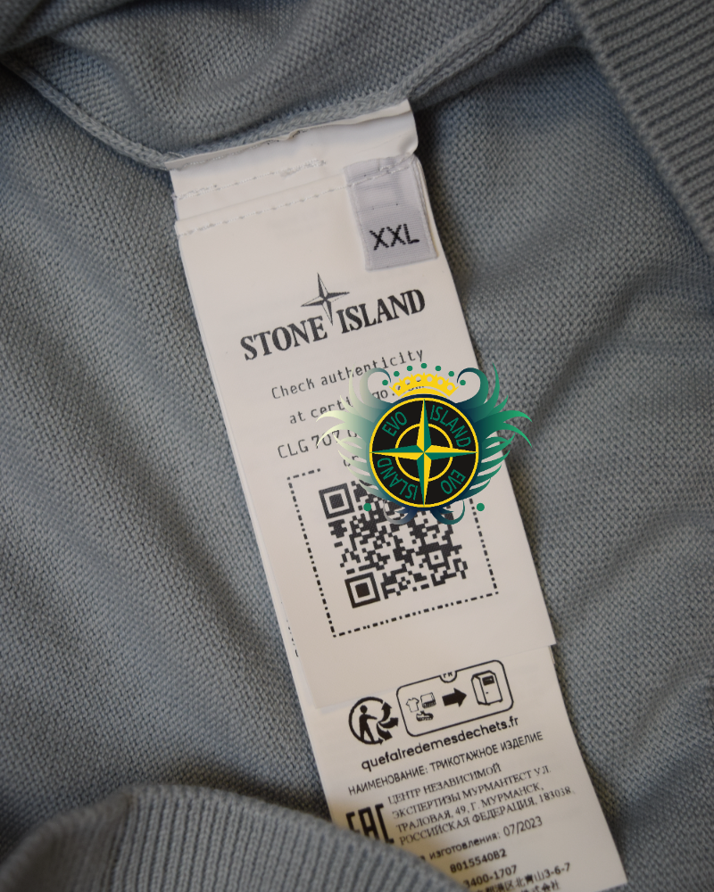 Stone Island Lightweight Knit light blue detail view
