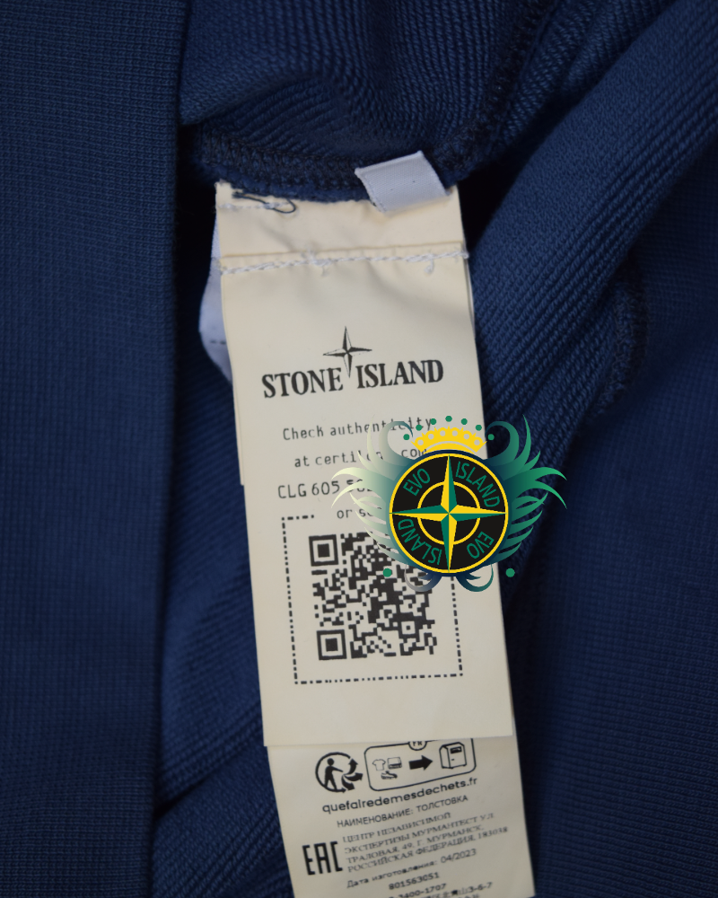 Stone Island Crewneck blue detail view