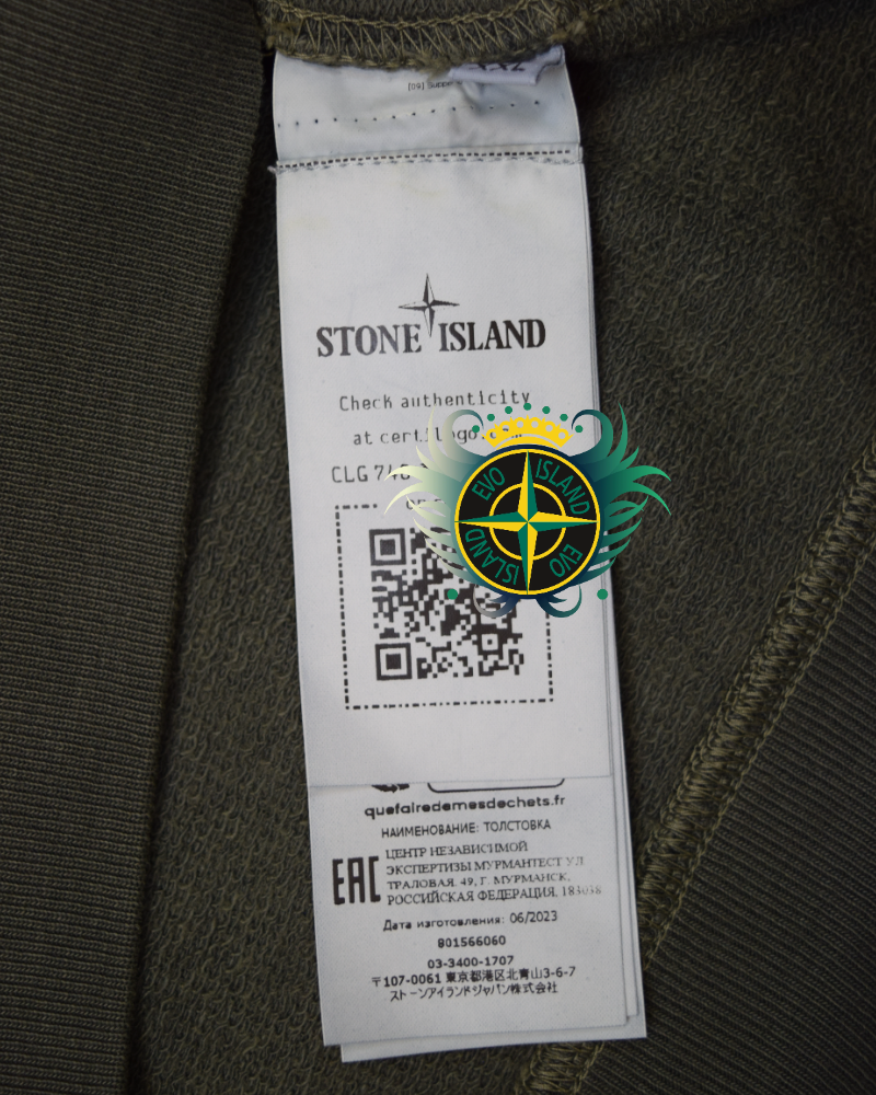 Stone Island Old Treatment Cotton Crewneck green detail view