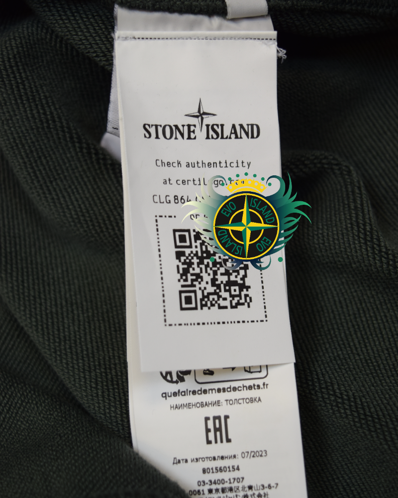 Stone Island Crewneck With Nylon Metal and primoloft insulation green/grey detail view