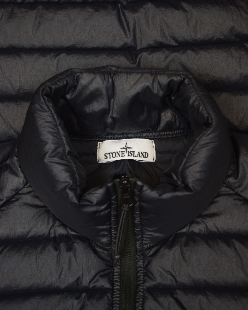 Stone Island Loom Woven Chambers R-Nylon Down TC Gilet Navy Blue detail view