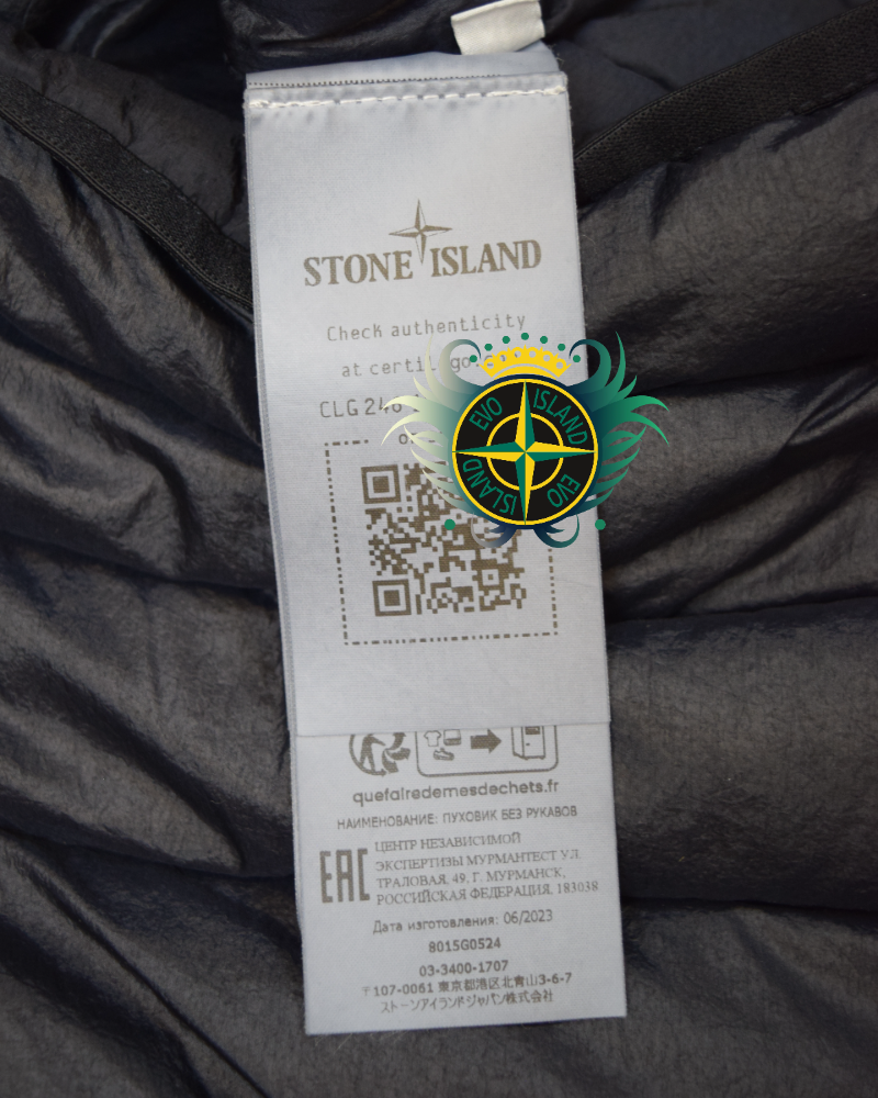 Stone Island Loom Woven Chambers R-Nylon Down TC Gilet Navy Blue detail view